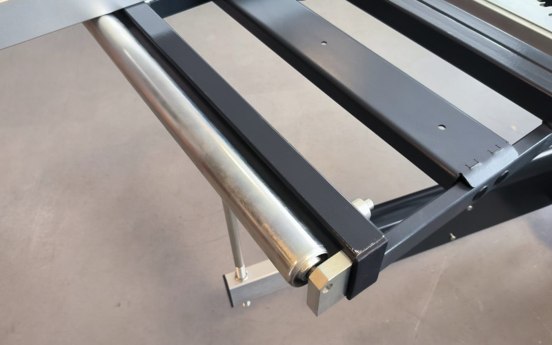 Formátovací pila rojek pf400 - digitalni odmerovani pricne pravítko